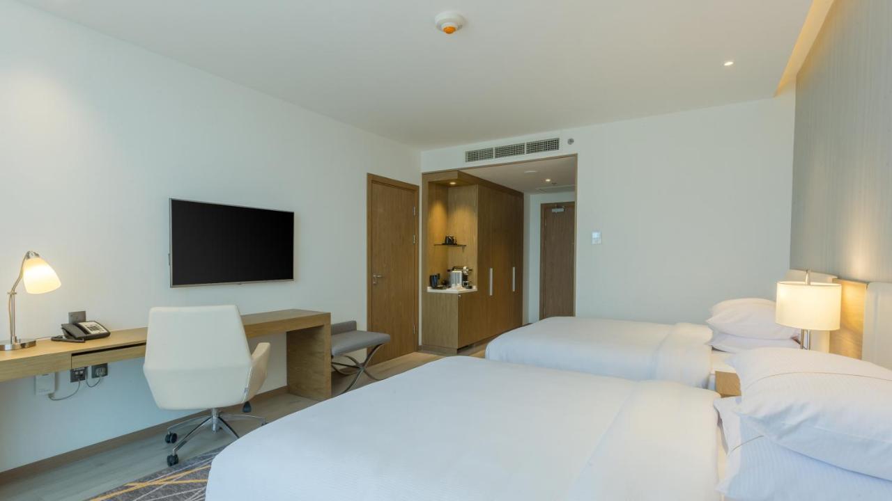 Clarion Airport Hotel 4*