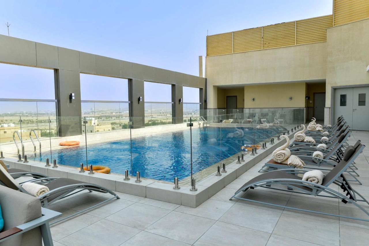Clarion Airport Hotel 4*