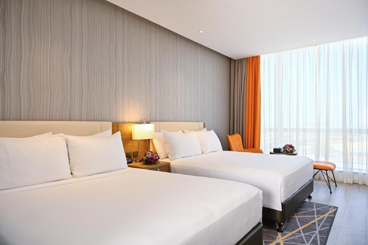 Hotel Clarion Airport 4*