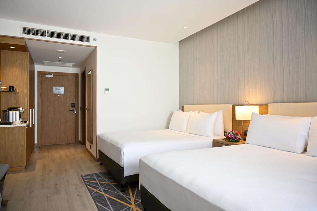 Hotel Clarion Airport 4*