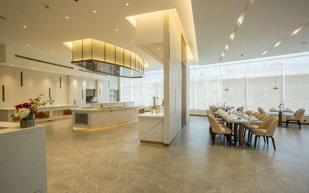 Clarion Airport Hotel